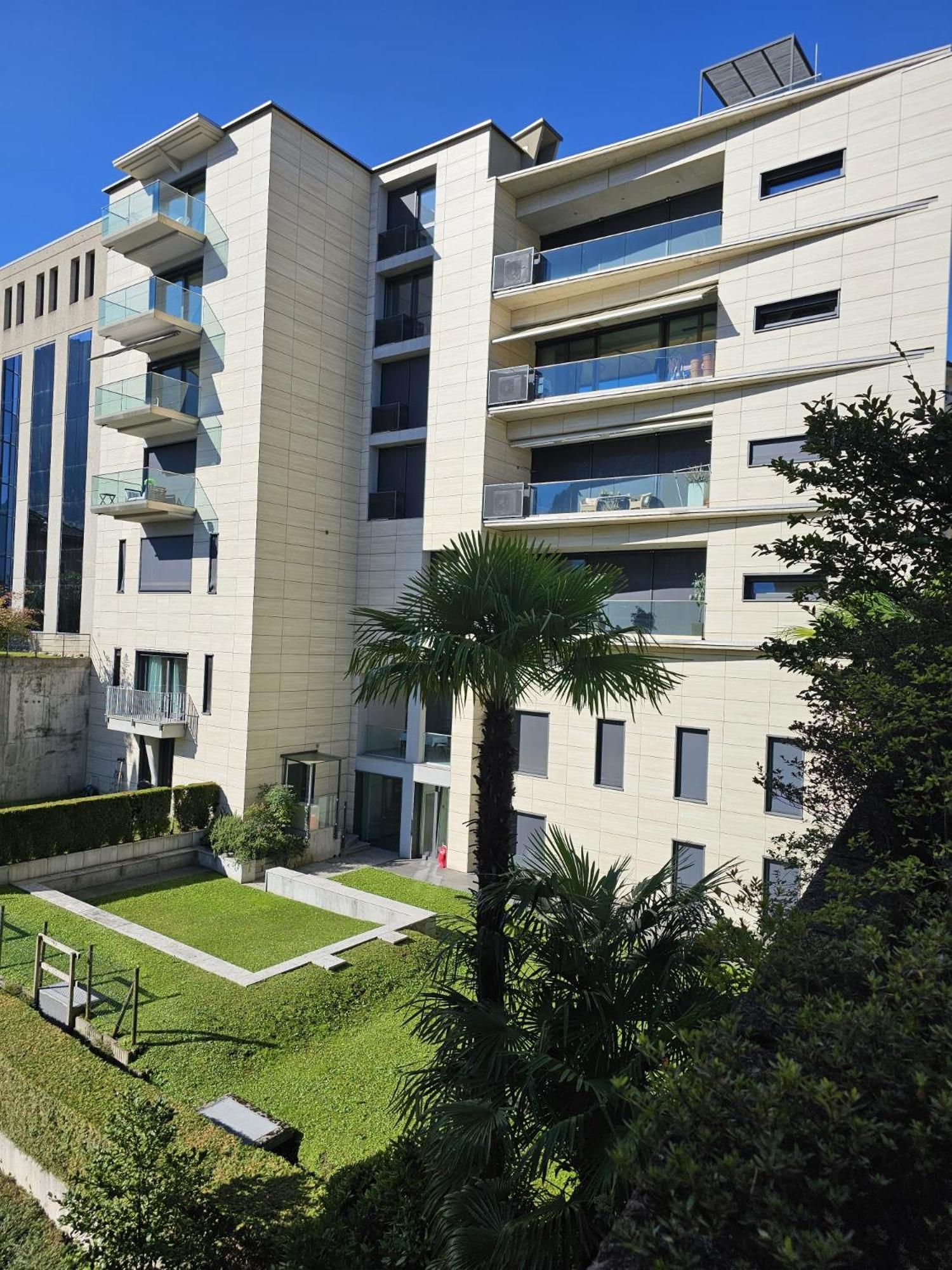 Experience The Loft! Loft 18, Downtown, Near The Free Parking Available Apartamento